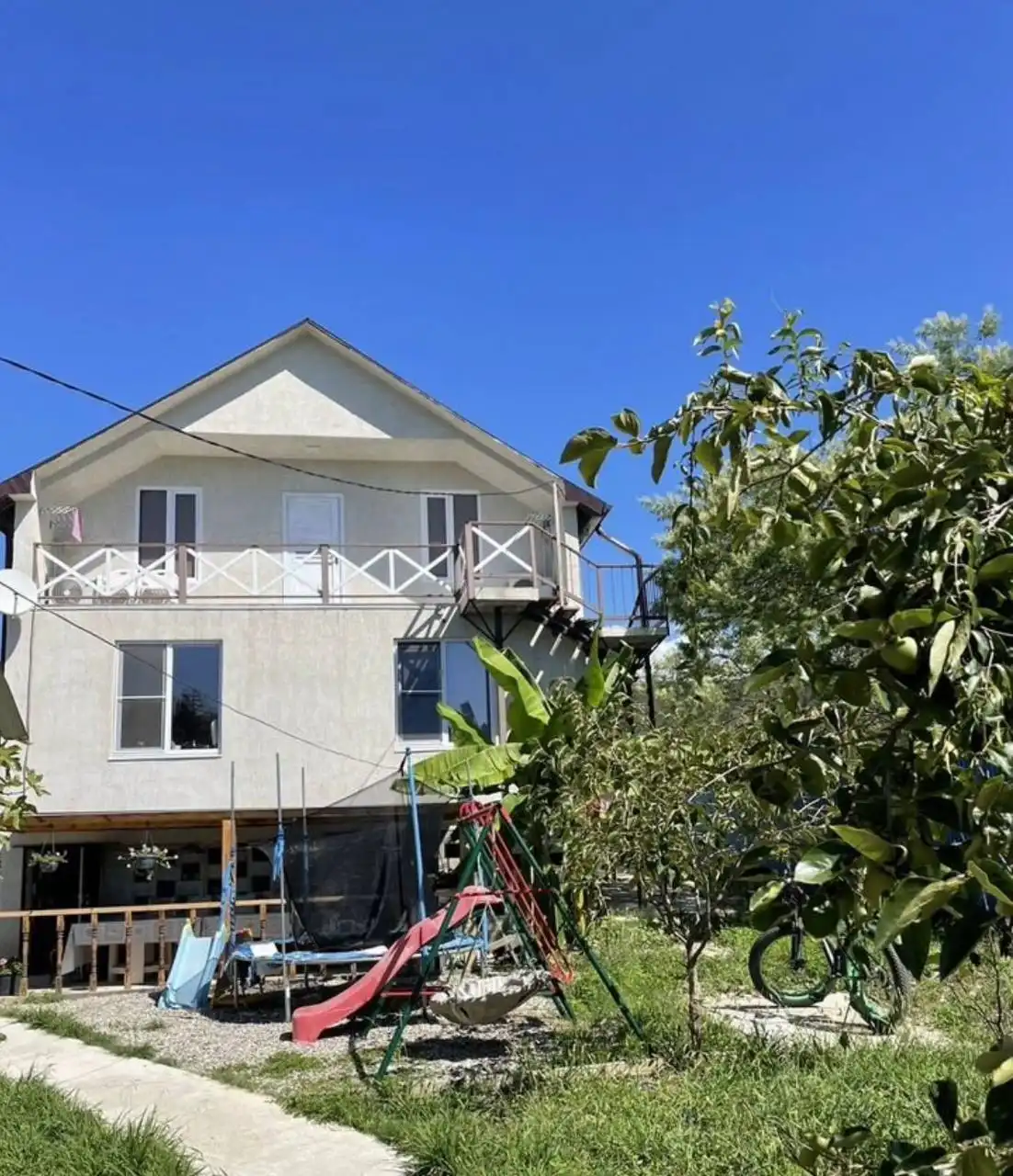 Продажа 2-этажного дома в Абхазии, 5 минут до моря