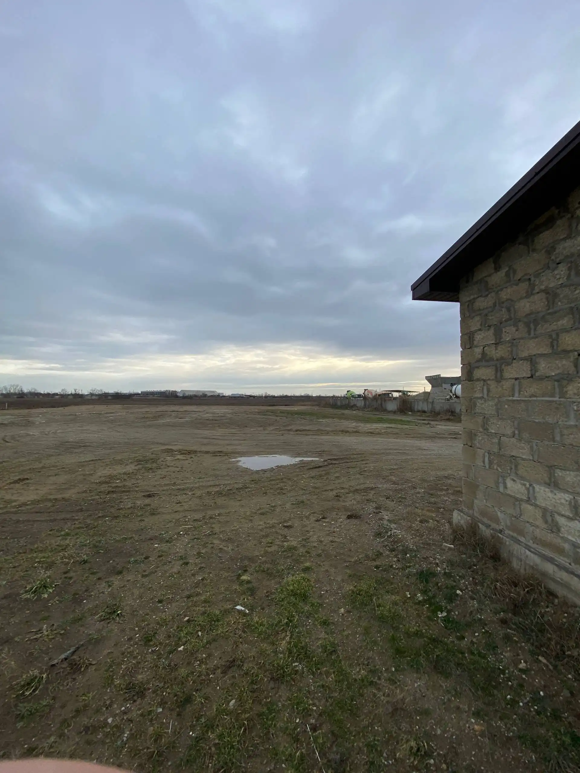 Участок под коммерцию в Темрюке, Краснодарский край - Коммерческая недвижимость (Недвижимость) в Темрюк