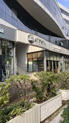 Коммерческое помещение в ТЦ Атриум в центре Сочи - Недвижимость в Сочи