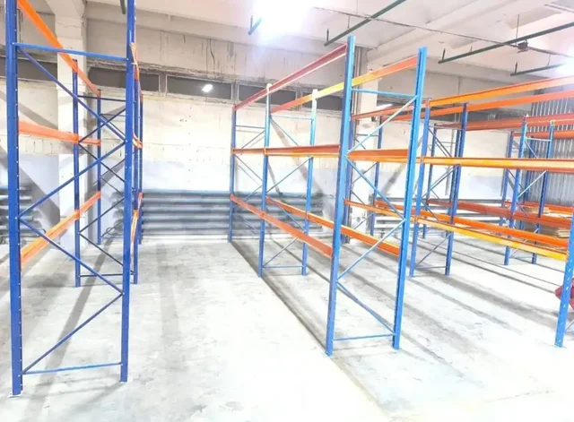 Аренда складских помещений в Москве - Коммерческая в Москва