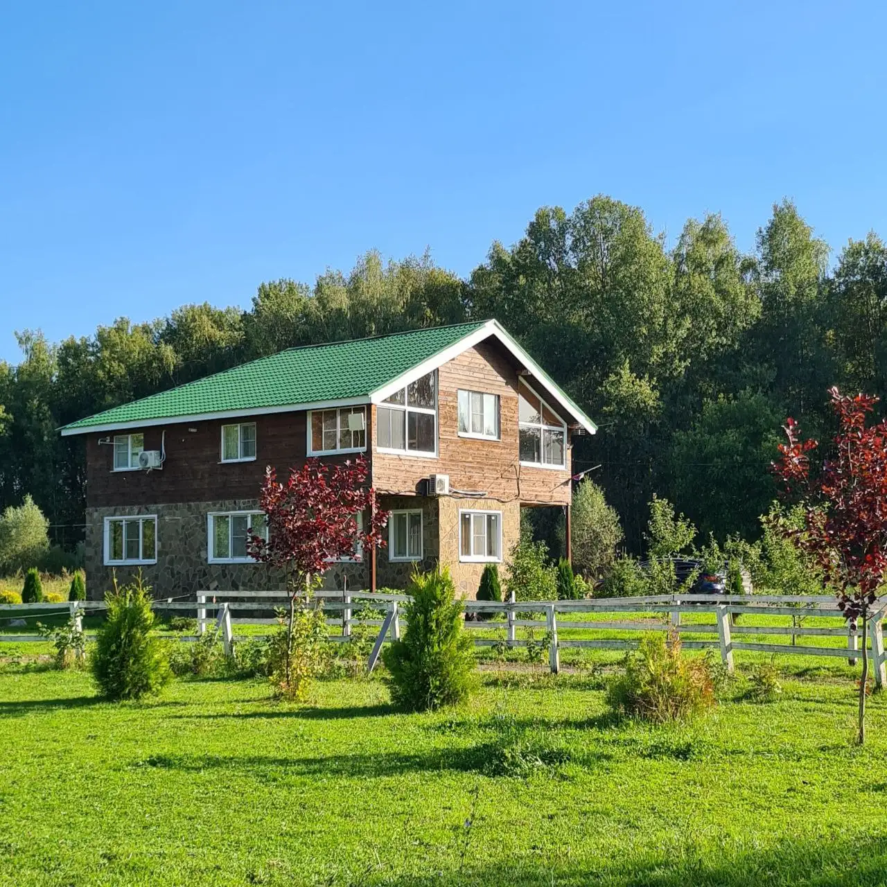 Усадьба с конюшней и фермой на 16 га в Калужской области - Загородная недвижимость (Недвижимость) в Жуковский район