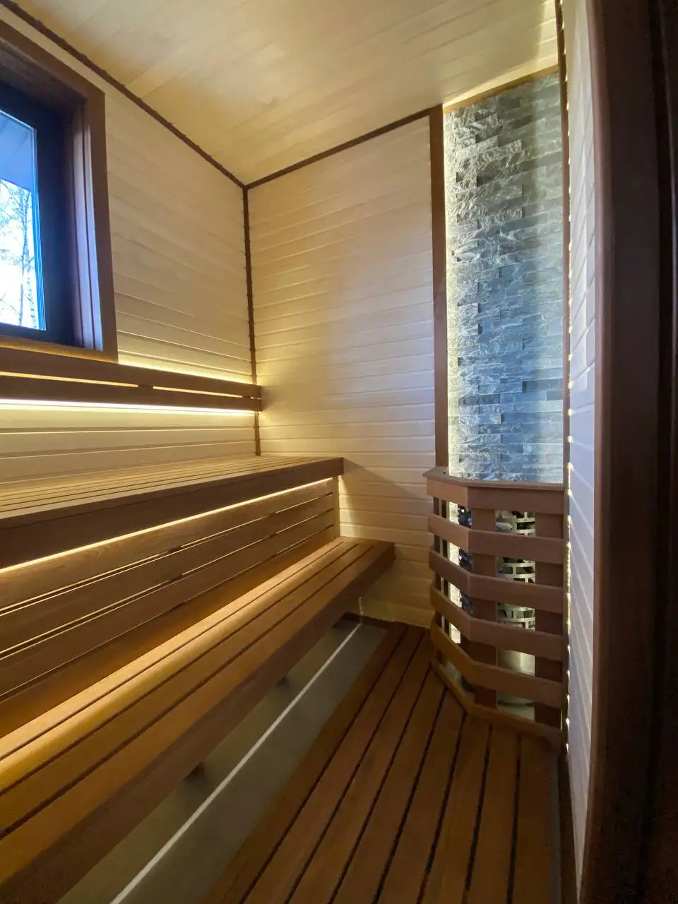 Продажа монолитного энергоэффективного дома в поселке на Симферопольском шоссе - Дома (Недвижимость) в Серпухов