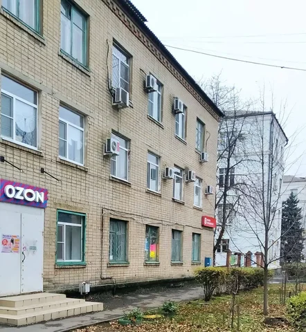 Продажа отдельно стоящего здания в центре Шахт - Недвижимость в Шахты