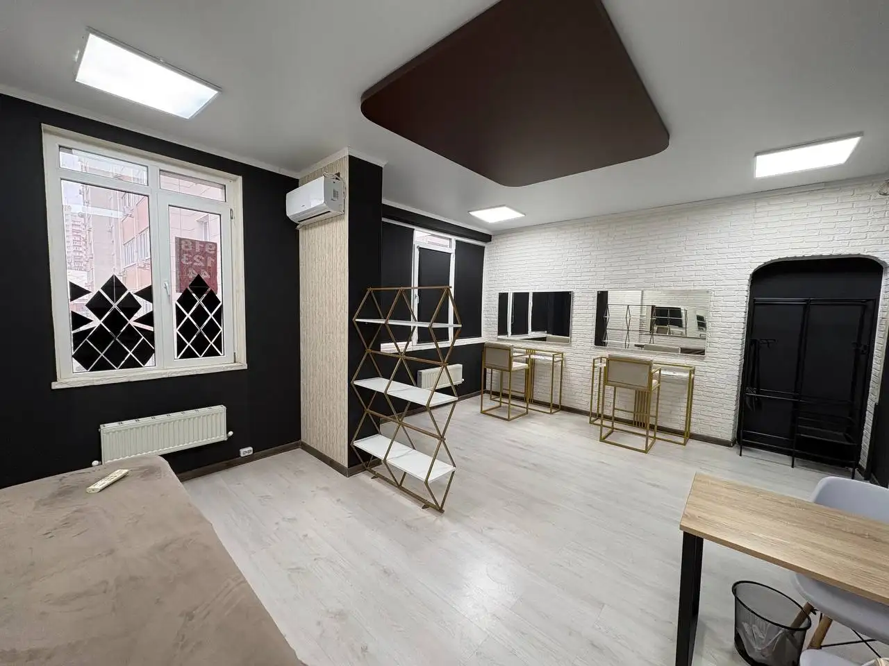 Продажа коммерческого помещения 24.5 кв.м на Домбайской - Коммерческая недвижимость (Недвижимость) в Москва