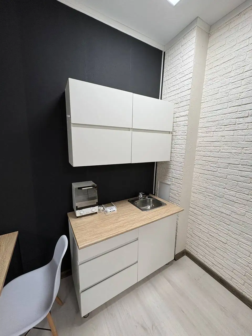 Продажа коммерческого помещения 24.5 кв.м на Домбайской - Коммерческая недвижимость (Недвижимость) в Москва