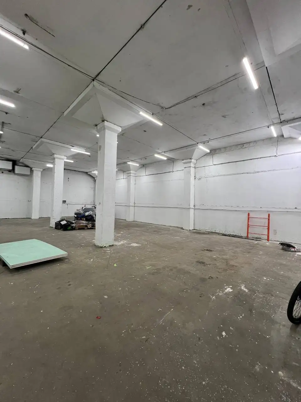 Сдаются складские помещения разных площадей - Аренда складов (Недвижимость) в Москва