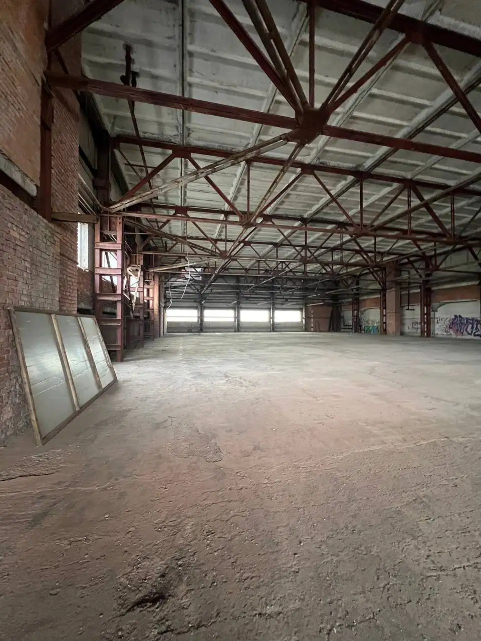 Сдаются складские помещения разных площадей - Аренда складов (Недвижимость) в Москва