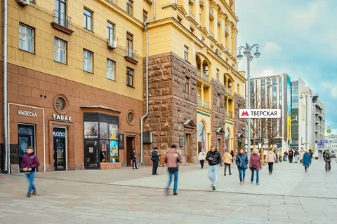 Аренда торгового помещения на Тверской улице в Москве - Парковка/Машиноместо в Москва