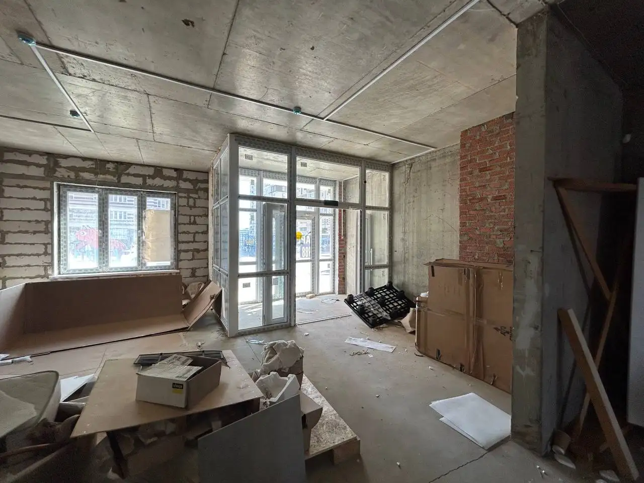 Сдам коммерческое помещение 142 м² с ремонтом под арендатора - Коммерческая недвижимость (Недвижимость) в Краснодар