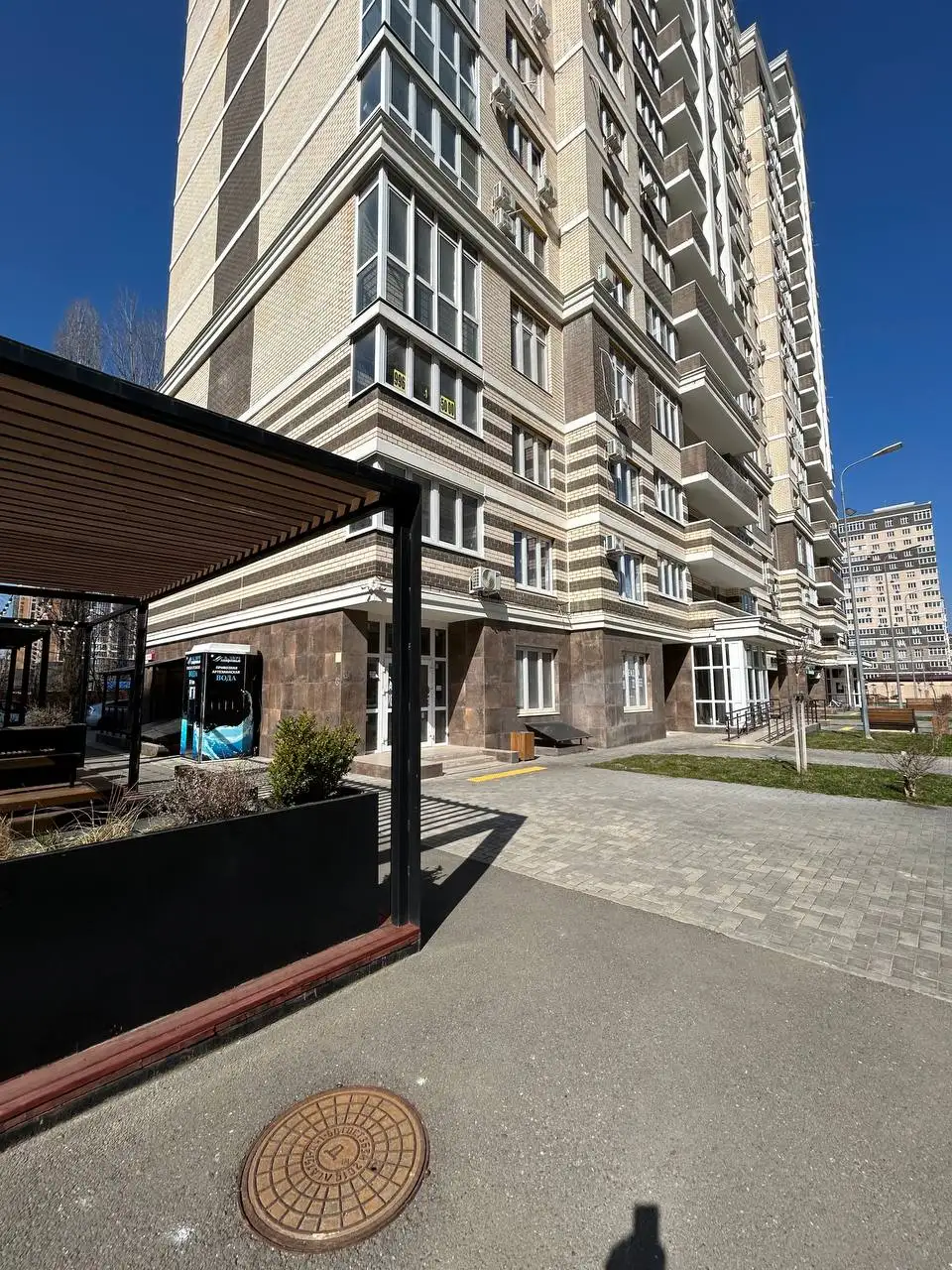 Сдам коммерческое помещение 142 м² с ремонтом в Краснодаре - Коммерческая аренда (Недвижимость) в Краснодар