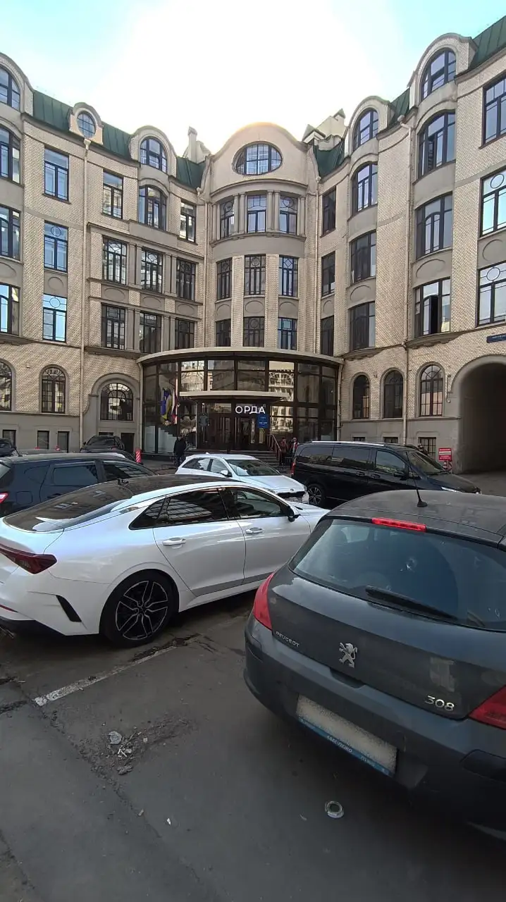 ПСН на мансардном этаже исторического особняка - Недвижимость в Москва