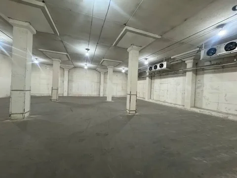 Аренда складского помещения 325 кв. м. - Тату-услуги в Москва