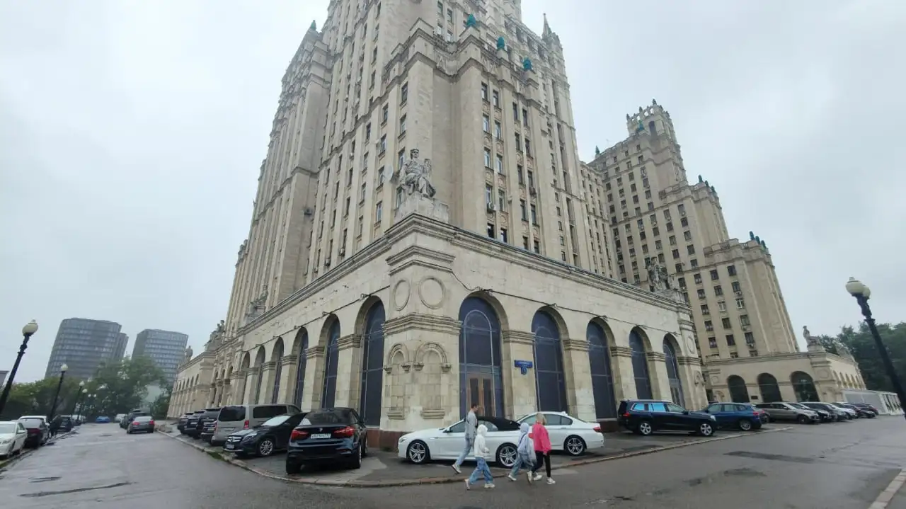 Офис в Кудринской высотке - Коммерческая (Недвижимость) в Москва