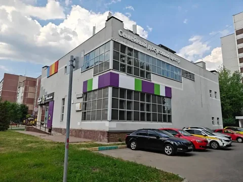 Аренда 2-этажного здания, 985,3 кв.м - Недвижимость в Москва