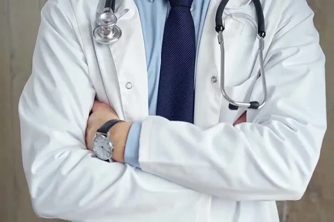 Куда жаловаться, если нет записи к врачу - Услуги в Симферополь