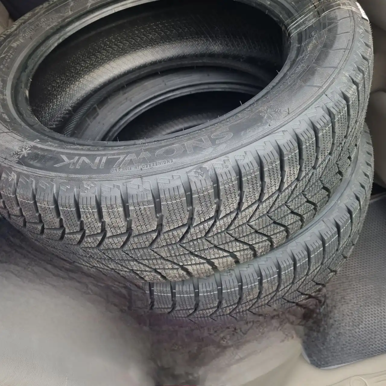 Продажа автомобильной резины 205/55/16 2023 года