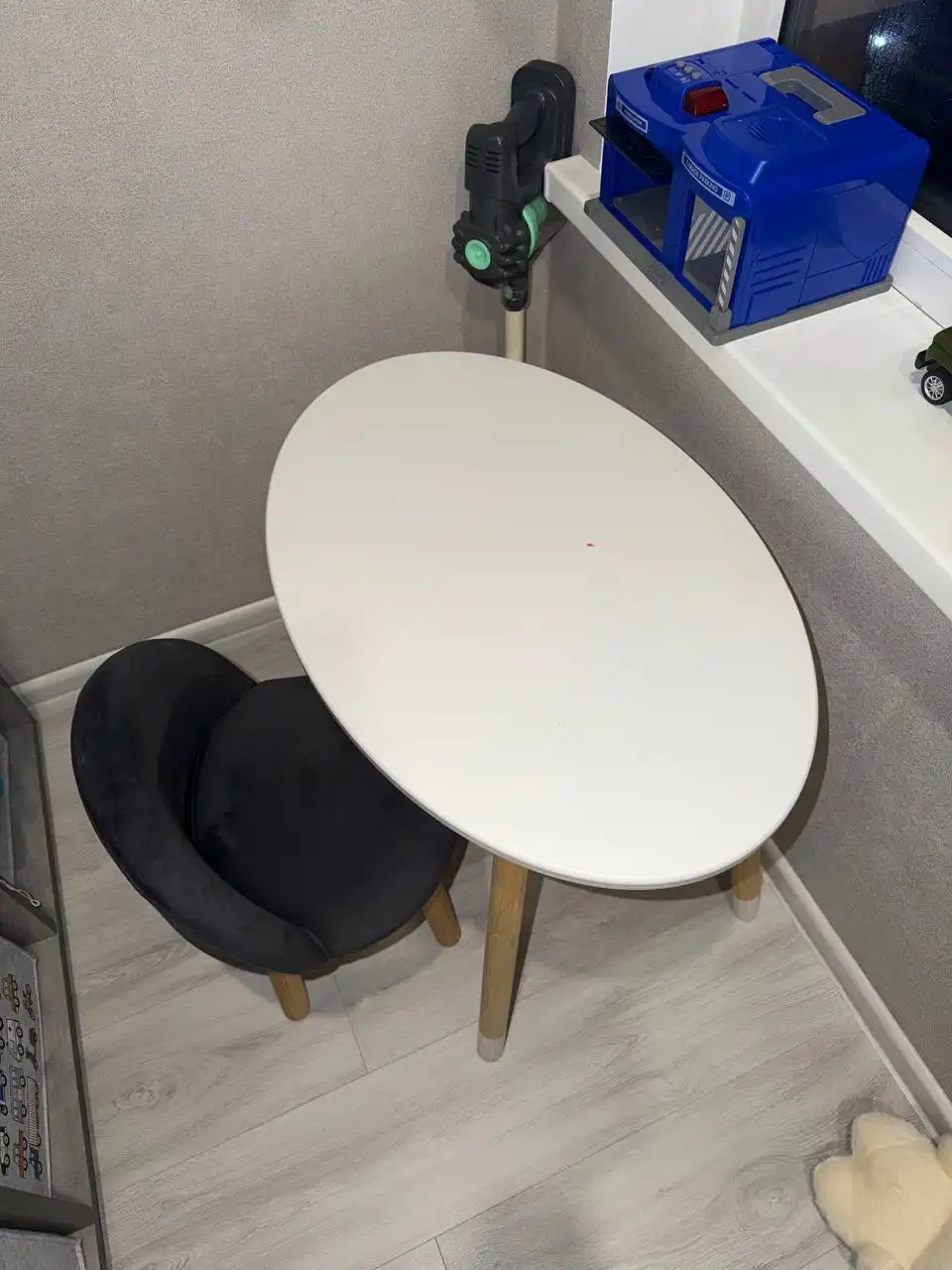 Продам стол и стул