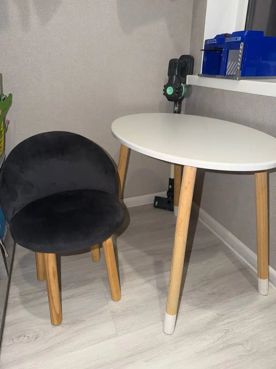 Продам стол и стул
