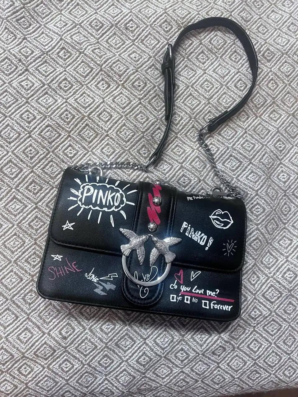 Продам сумку PINKO новая