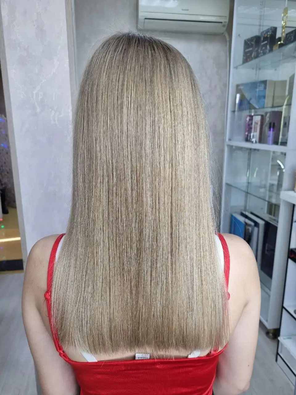 Услуги профессионального колориста-тритментолога для восстановления волос