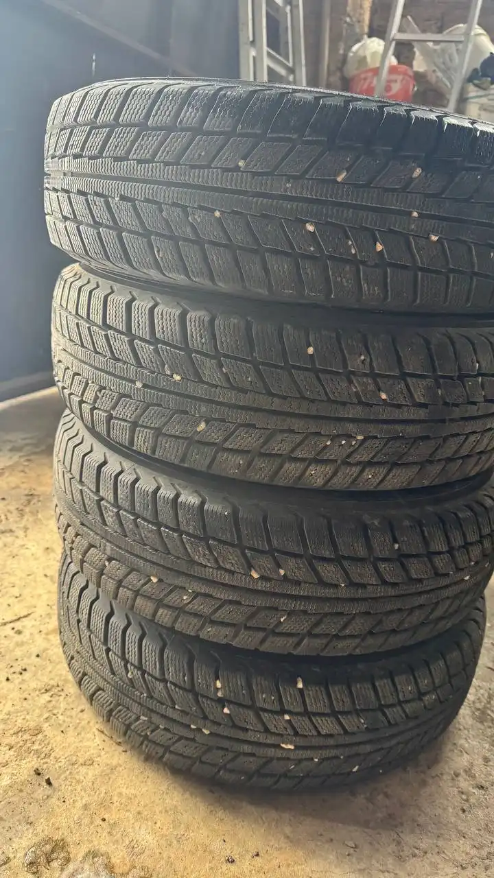 Продам идеальное состояние комплекта одежды