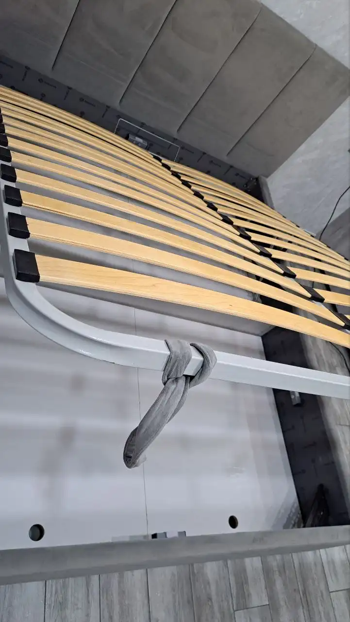 Кровать Марта с подъемным механизмом и матрасом Ирис