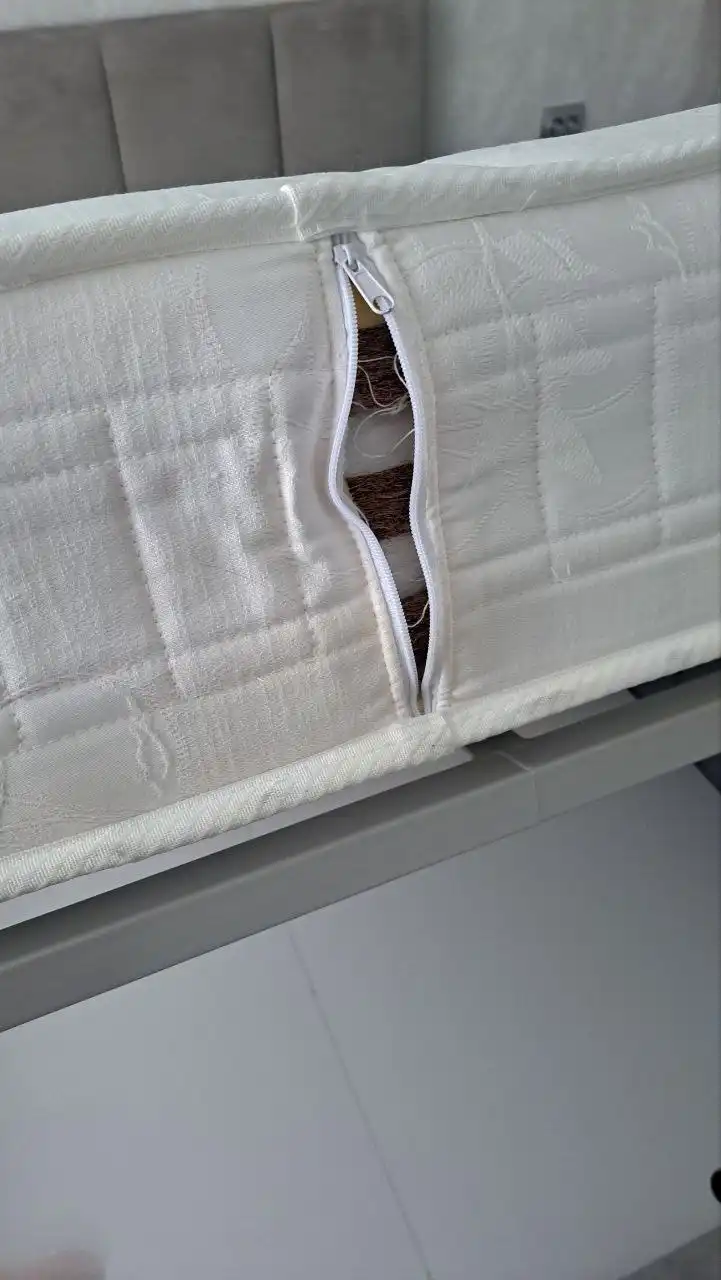 Кровать Марта с подъемным механизмом и матрасом Ирис