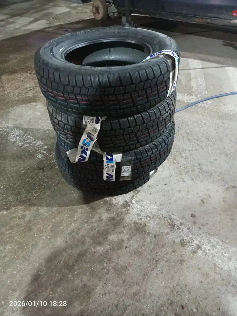 Продам новую резину 185/65 R 14 - Шины (Авто) в Симферополь