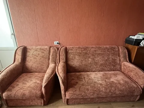 Продажа дивана и двух кресел - частное объявление в Симферополь
