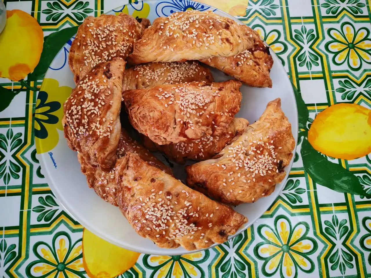 Слоечки с мясом домашние хрустящие - Кулинария (Услуги) в Симферополь