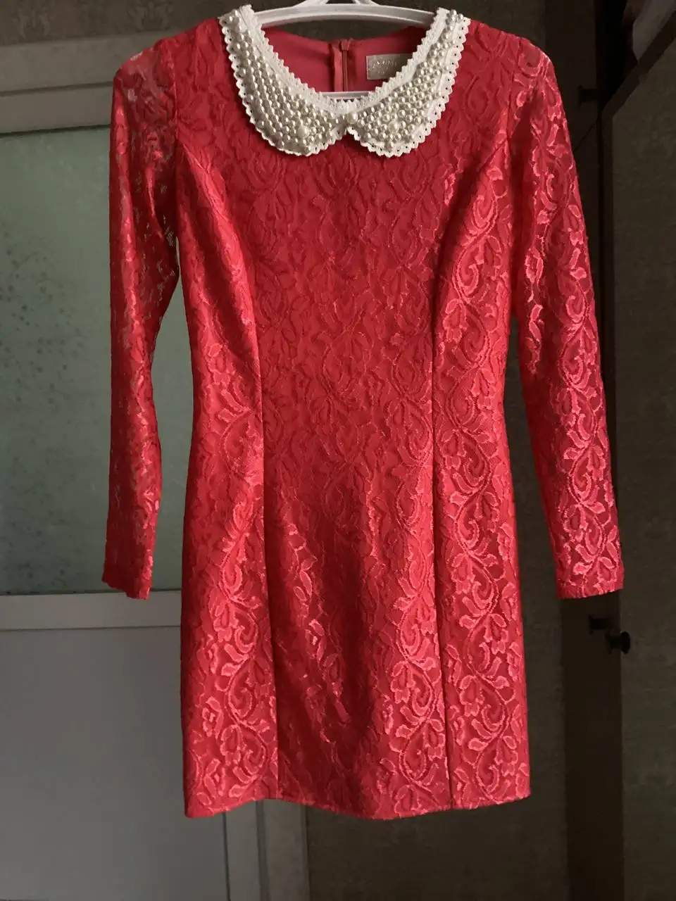 Продажа новых нарядных платья и юбки - Женская одежда (Одежда) в Симферополь