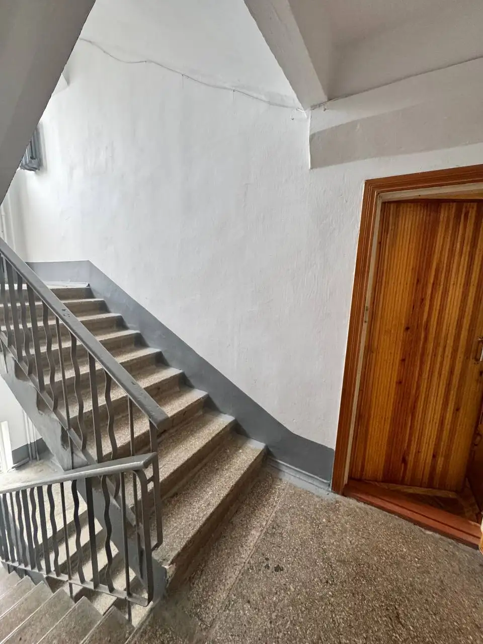 Продается 2-комнатная квартира на Москольце - Квартира в Симферополь