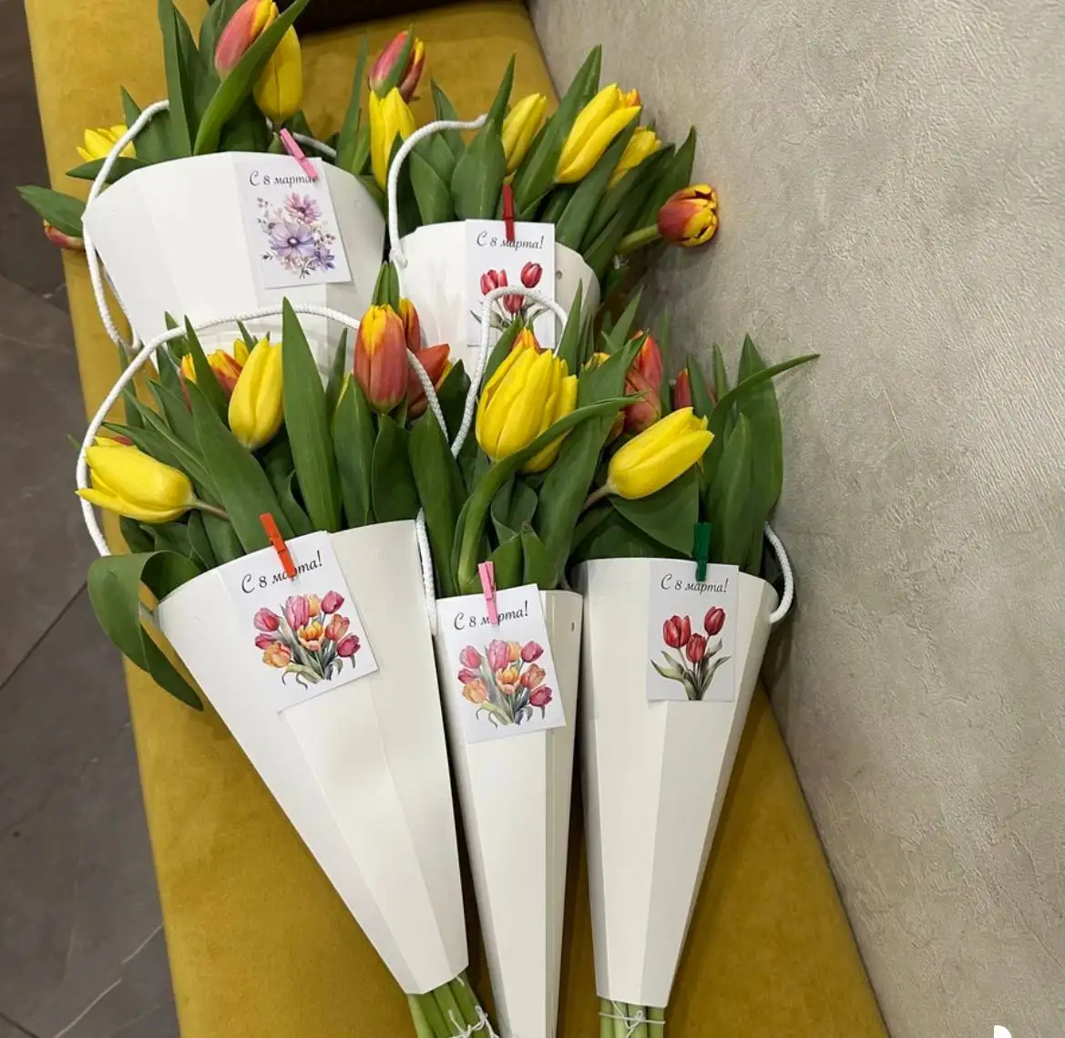 Предзаказы на букеты из тюльпанов к 8 марта - Цветы (Хобби и отдых) в Симферополь