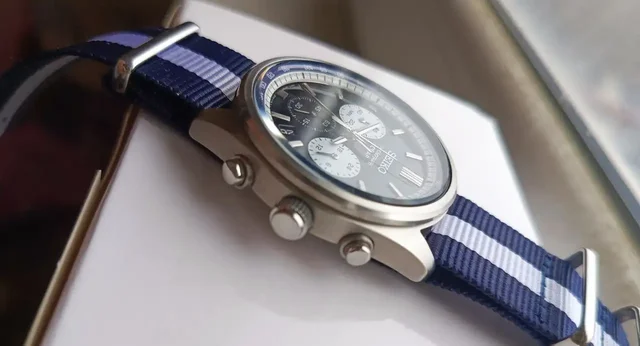 Продажа часов Seiko и QQ - Хобби и отдых в Симферополь