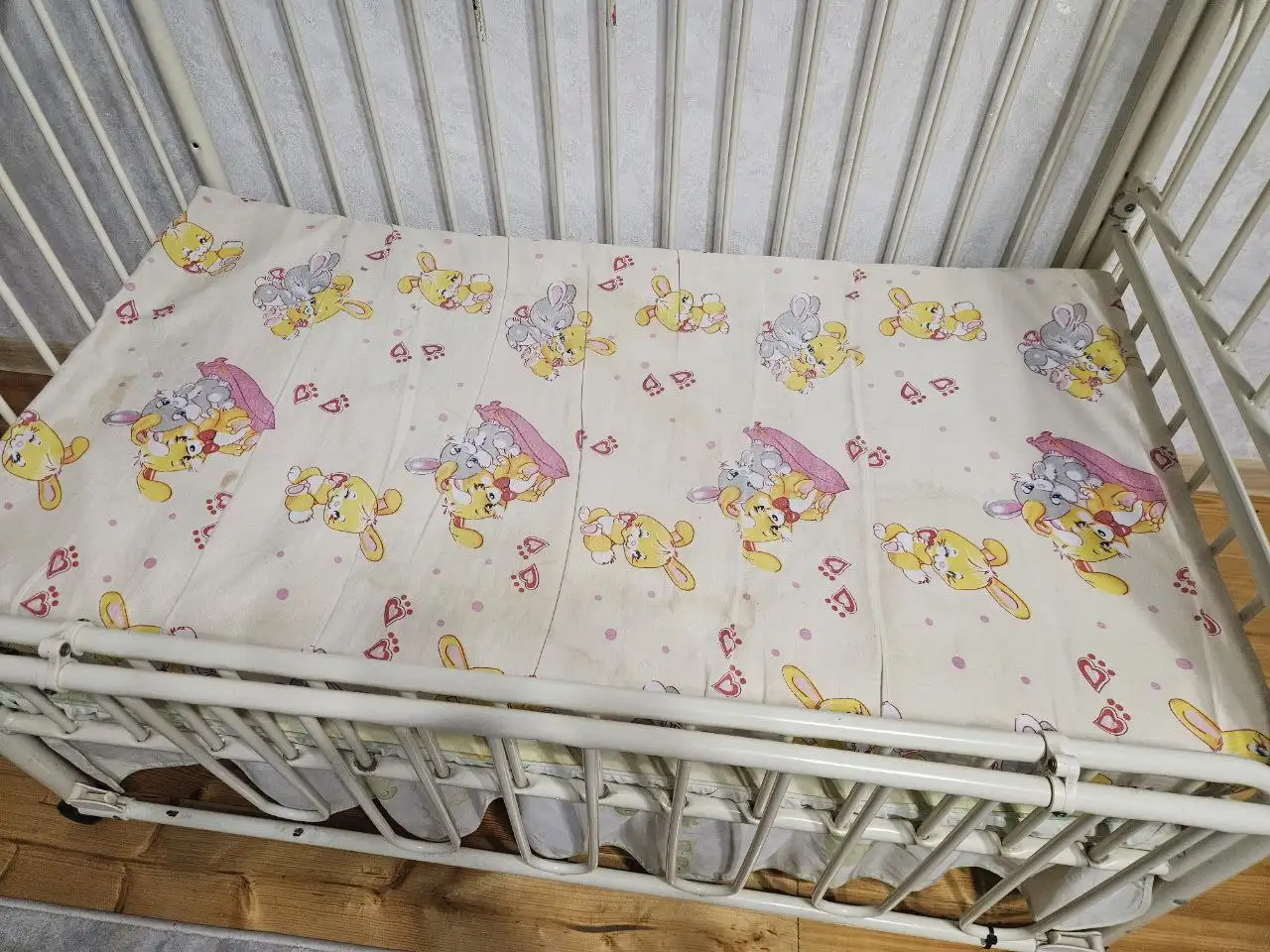 Продам детскую кроватку, матрас и подушку - Детская мебель (Товары для детей) в Симферополь