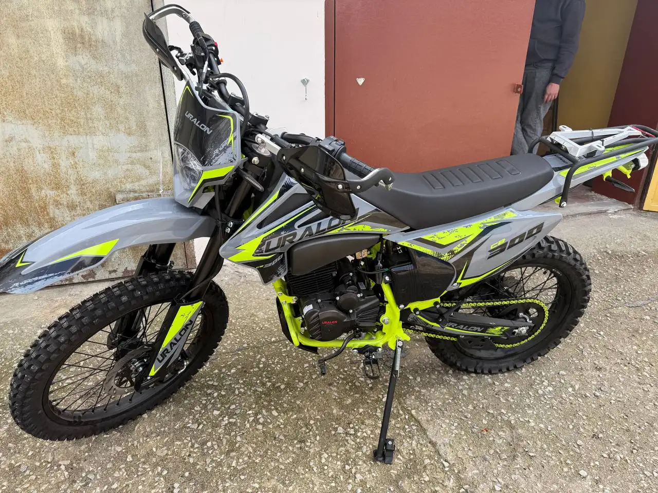 Ожидание поступления мотоцикла 300 кубов в Симферополе - Мотоциклы (Авто) в Симферополь