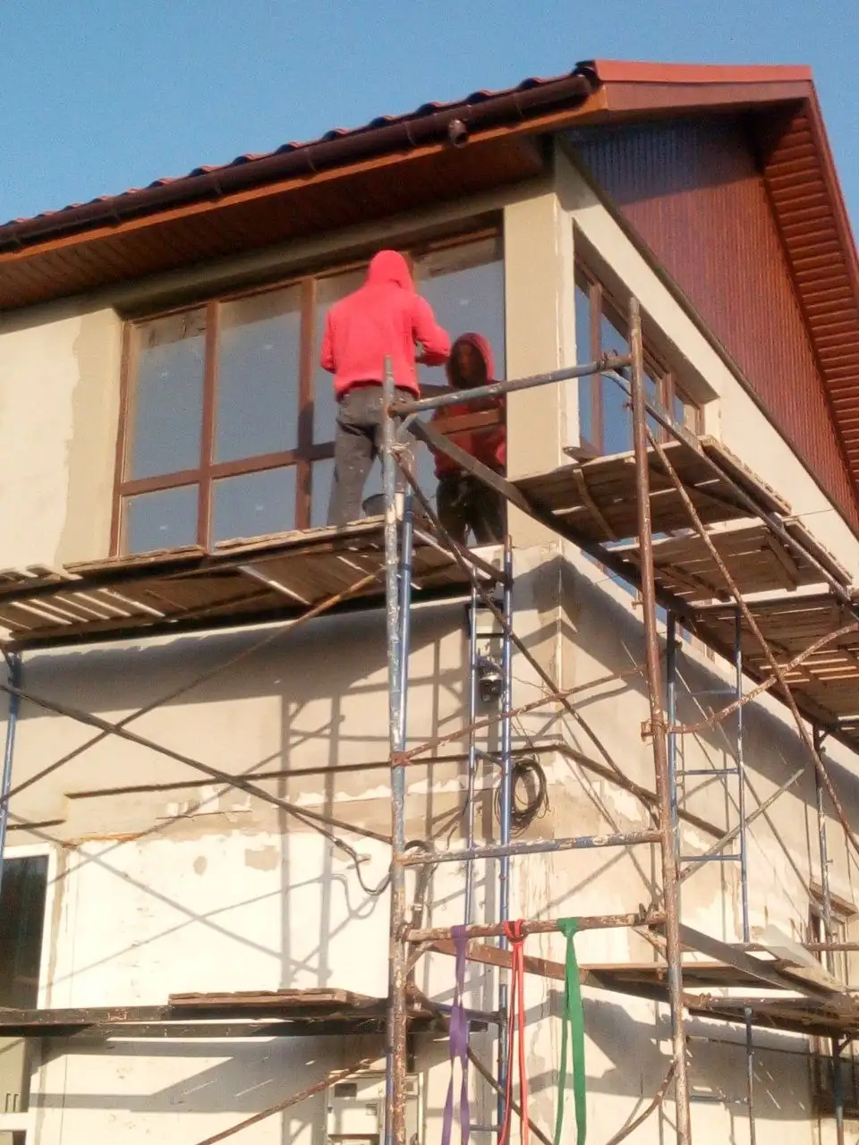 Услуги мастеров по отделочным и фасадным работам - Ремонт и строительство (Услуги) в Симферополь