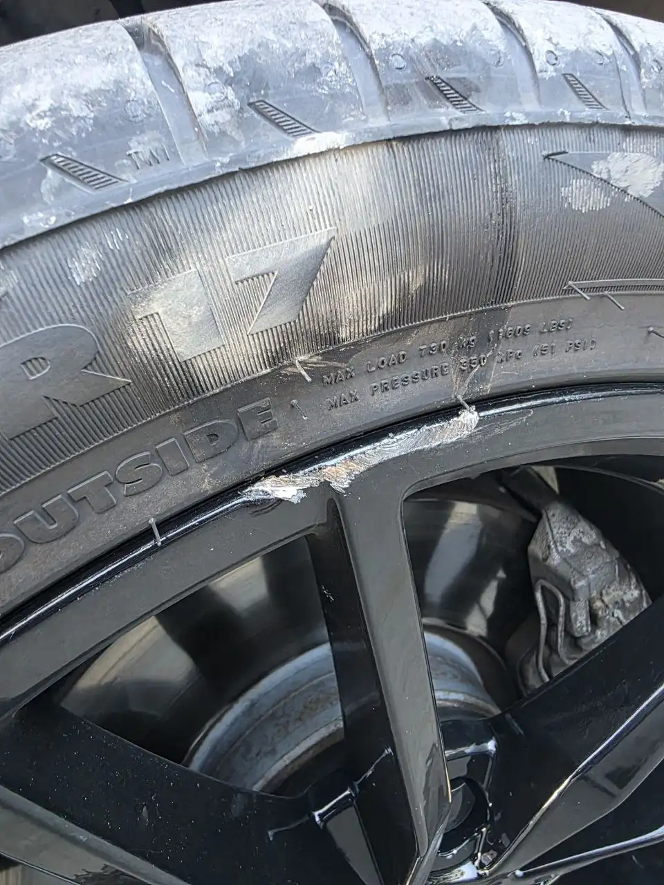 Ремонт автомобильного диска в Симферополе - Ремонт и обслуживание (Авто) в Симферополь