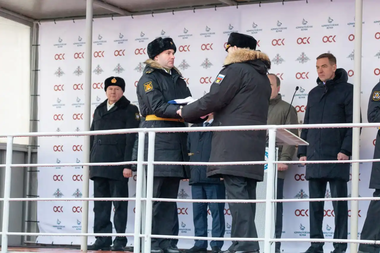 Ввод в состав ВМФ подводной лодки «Великие Луки»