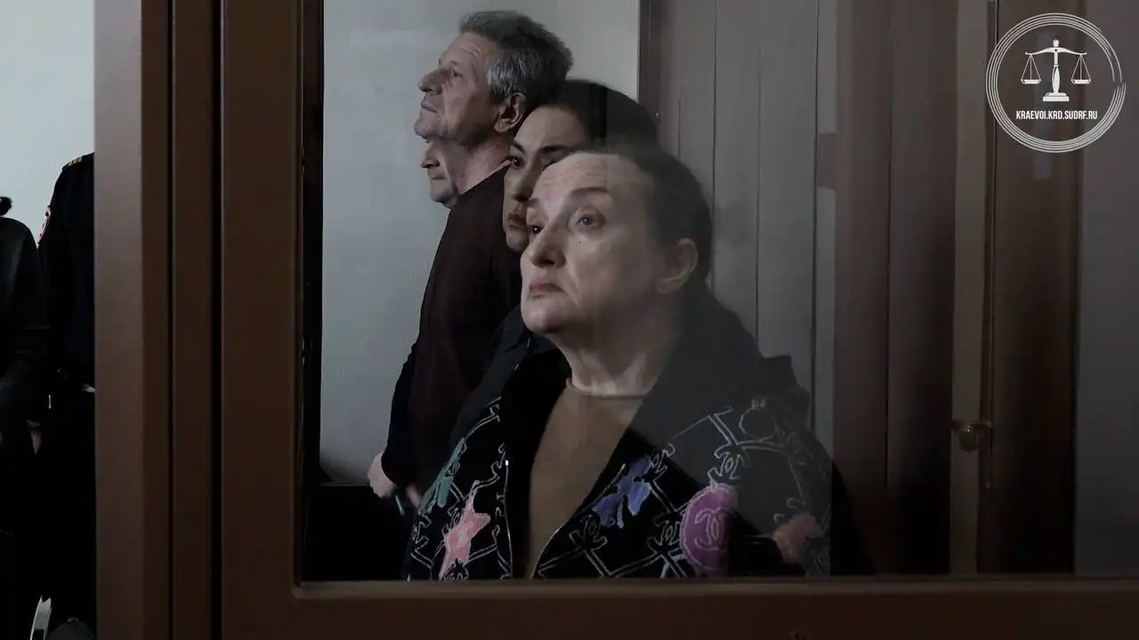 Экс-глава Ростовского облсуда Золотарева приговорена к 15 годам колонии и штрафу