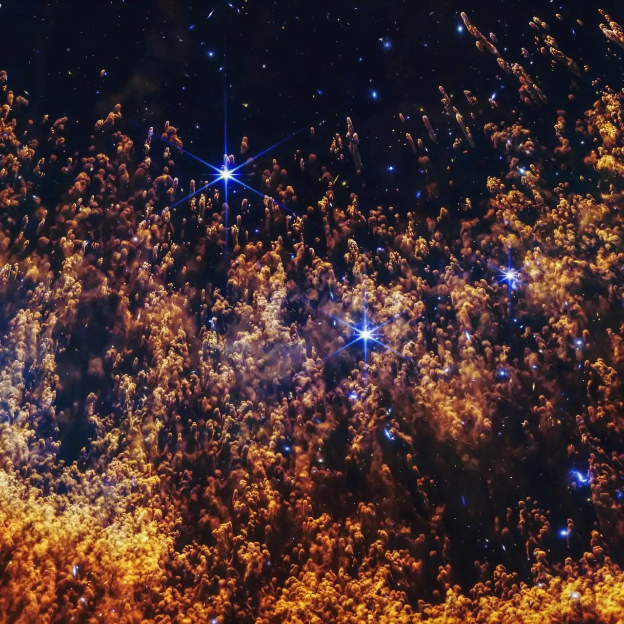 Изображение туманности Улитка от телескопа James Webb