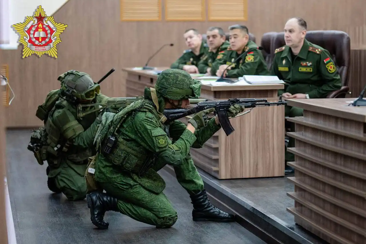 Презентация перспективных элементов индивидуального снаряжения - Барахолка в Новокузнецк