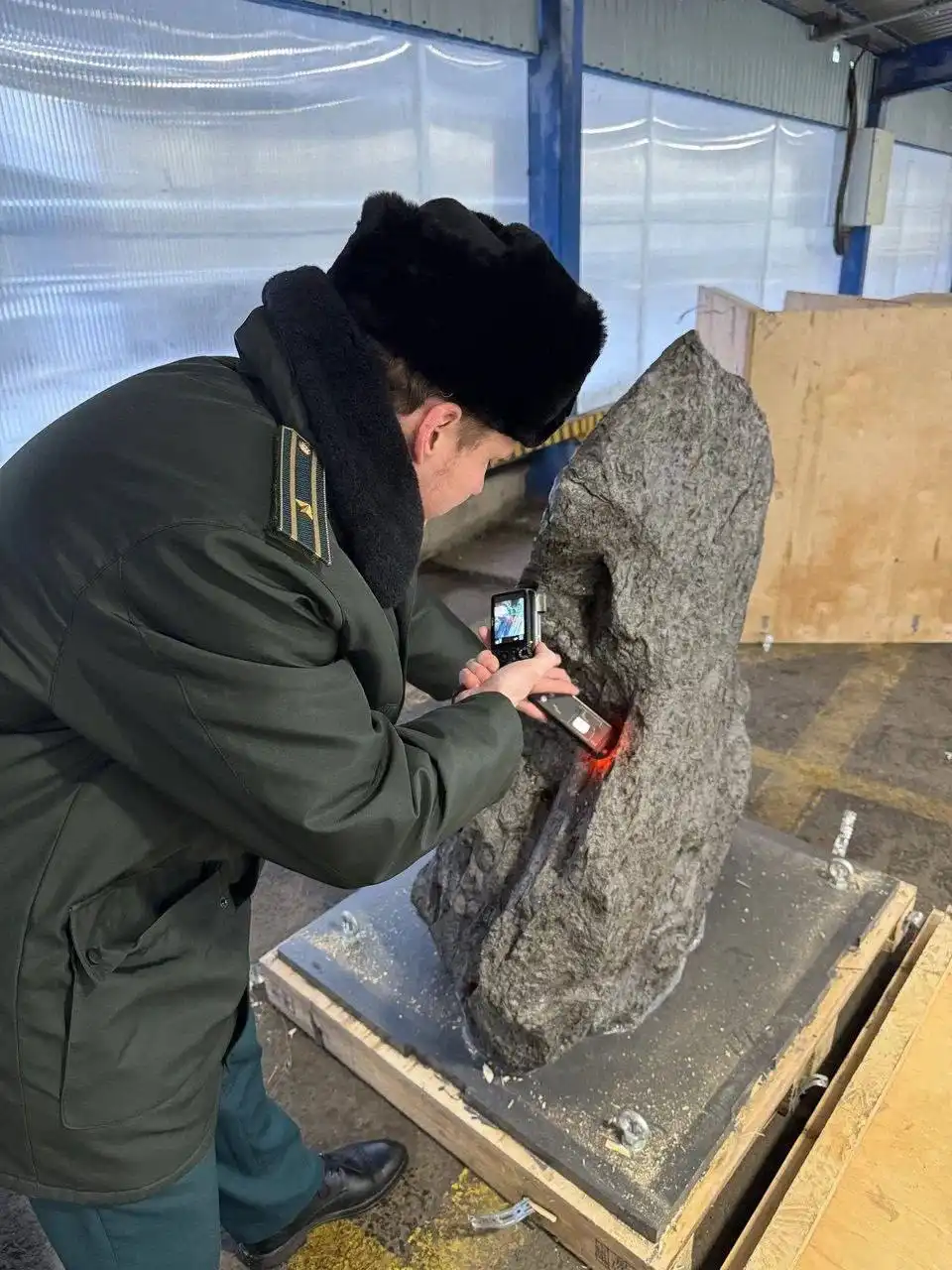 Конфискация метеорита в Санкт-Петербурге - Барахолка в Санкт-Петербург