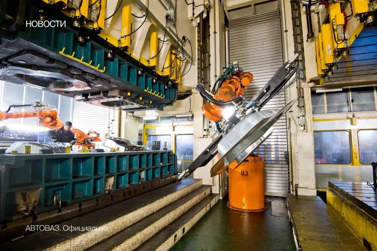 АВТОВАЗ изготовил штампы формата XL для LADA Azimut - Штампы (Запчасти) в Новокузнецк