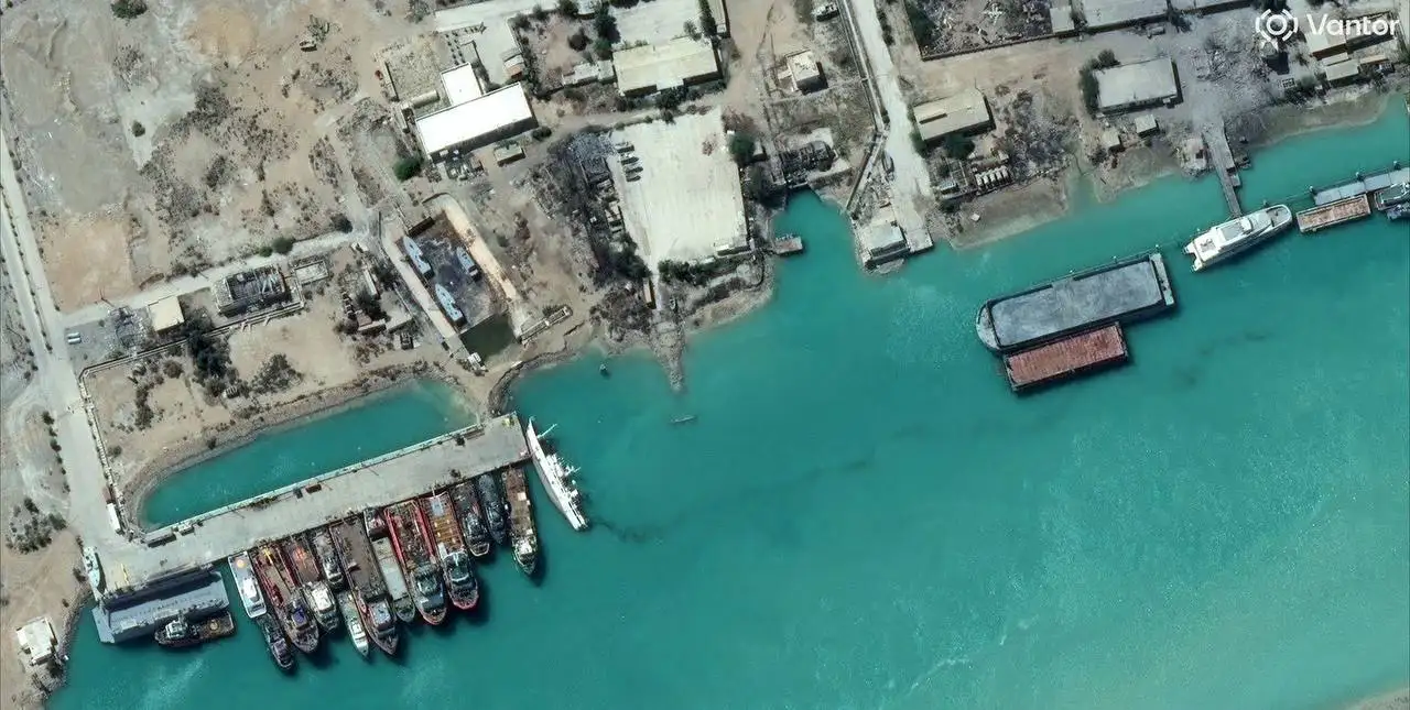 Последствия ударов по портовой зоне Бушера - Барахолка в Новокузнецк