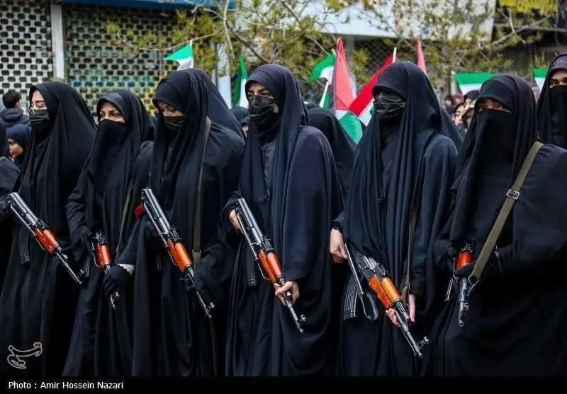 В Тегеране ждут "освободителей" - Барахолка в Новокузнецк