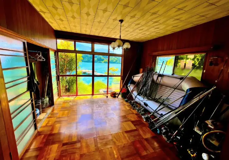 Домик у моря с гаражом и пирсом в Японии - Недвижимость в Новокузнецк