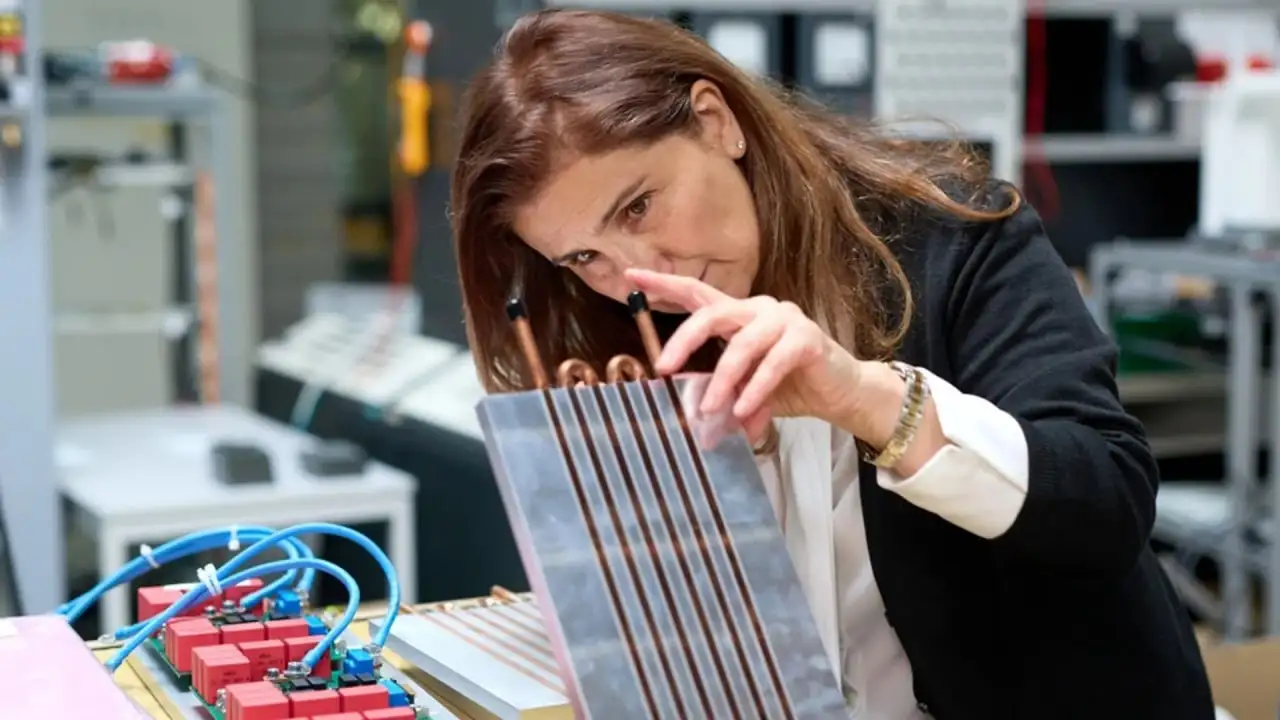 Технология беспроводной зарядки достигла эффективности 90-95% - Беспроводная зарядка (Электроника) в Новокузнецк