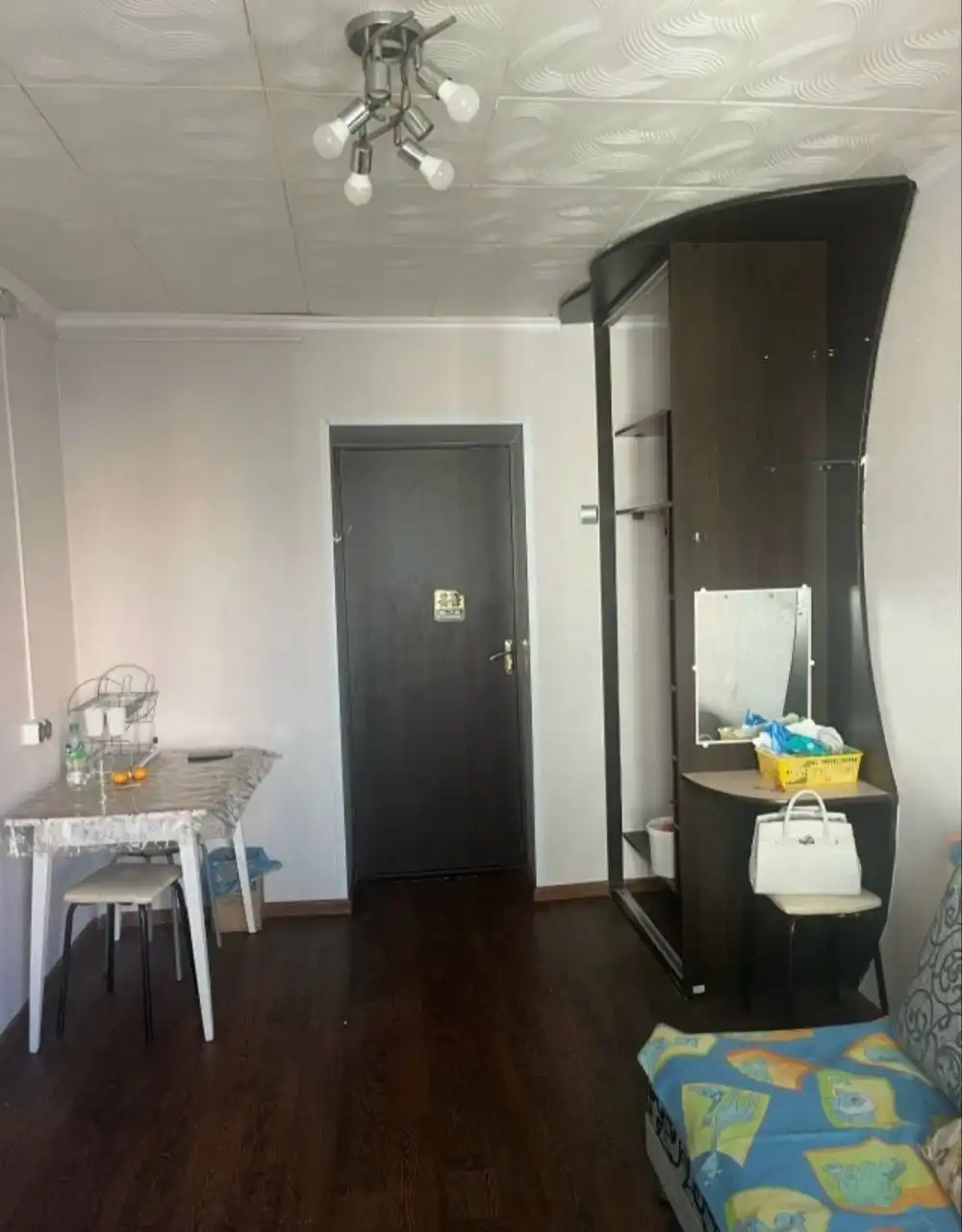 Сдается комната в общежитии на Комсомольской