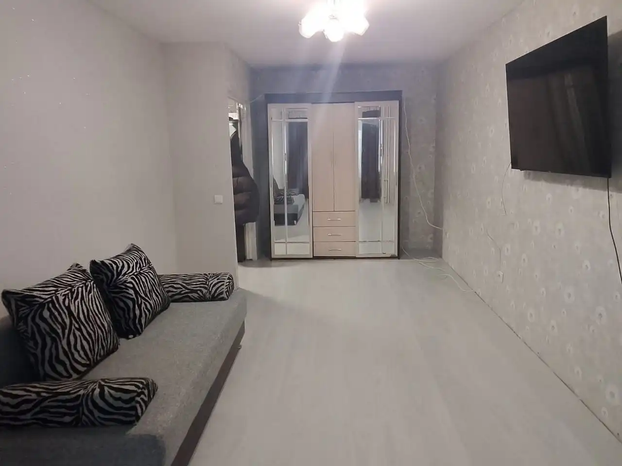 Сдается однокомнатная квартира в новом доме в Затоне